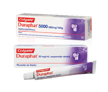 Imagem do produto Duraphat 5 mg/g: uma caixa e três tubos de pasta de dentes na parte da frente.